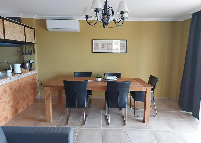 La Toscana 몬트로이